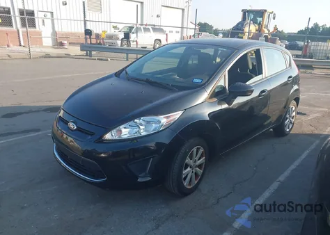 2011 Ford Fiesta Se z USA, uszkodzony, nr VIN 3FADP4EJ2BM233373